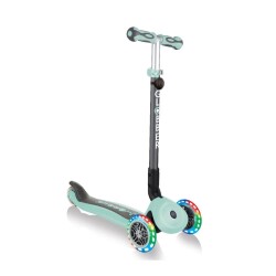 Globber Go Up Deluxe Işıklı Scooter Mint Yeşili - 2