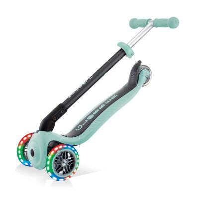 Globber Go Up Deluxe Işıklı Scooter Mint Yeşili - 3