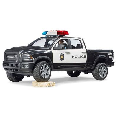 Ram 2500 Polis Aracı ve Memur